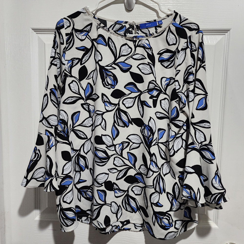 Apt. 9 Women's Black and Blue Floral Blouse